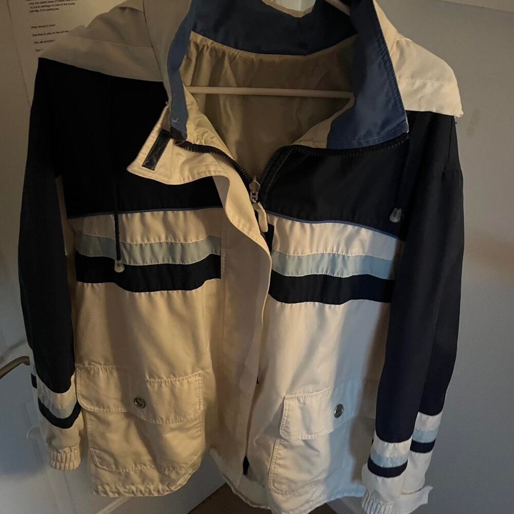 Reversible windbreaker jacket spring jacket